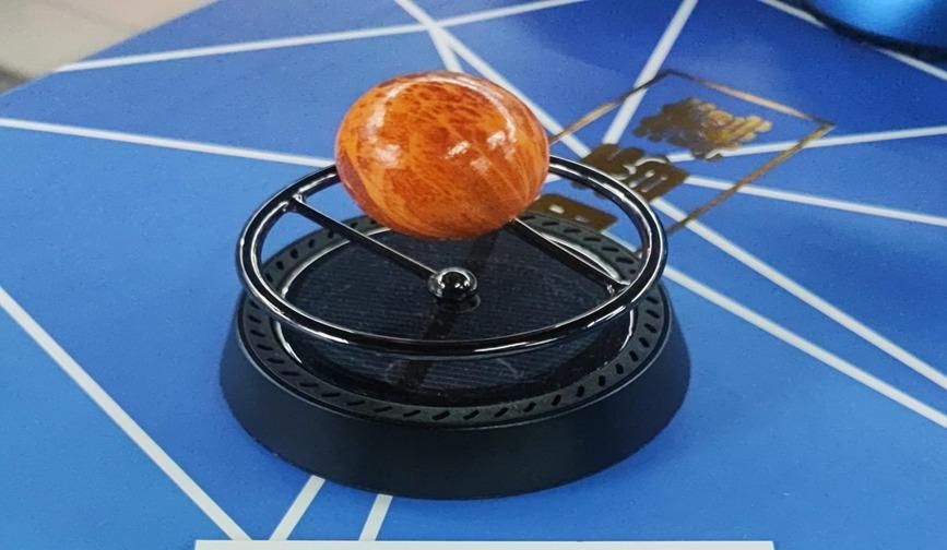 SolarFresh: Solar-Powered Levitating Planet Air Freshener for Car Dashboard & Home Décor