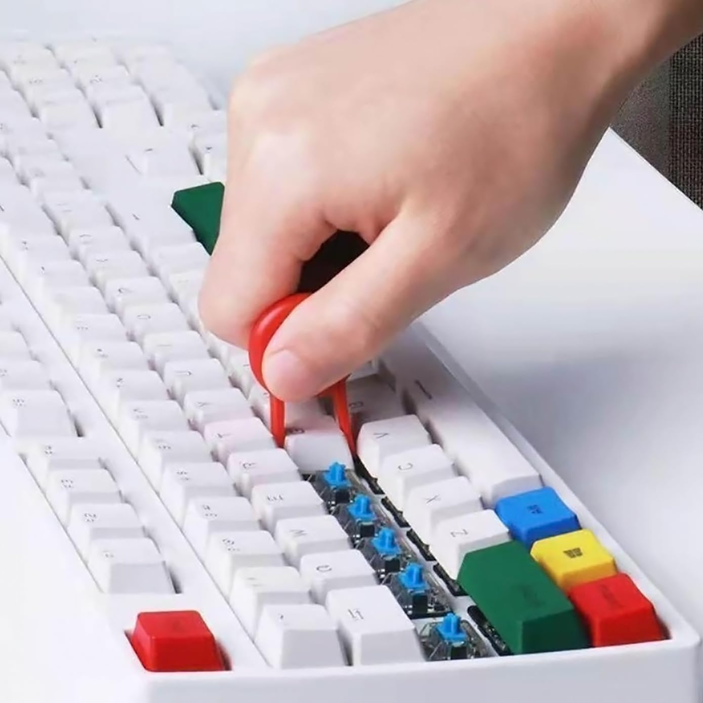 Dustee: 5-in-1 Multifunctional Keyboard & Earphone Cleaning Kit, Includes Keycap Puller, TWS Cleaner, Metal Pen Tip & High-Density Brush for Laptops, PCs & Gadgets