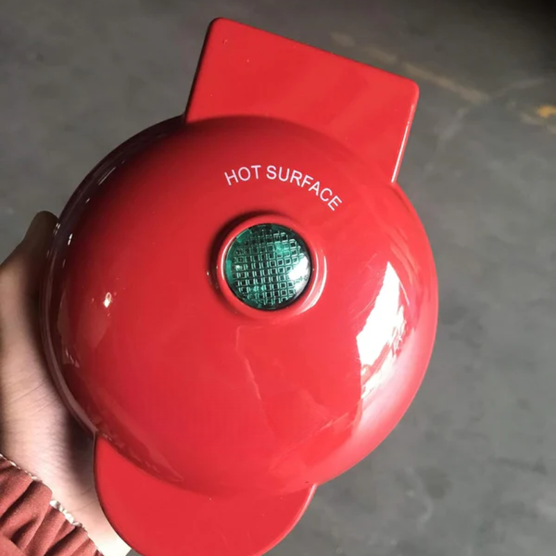 LoveWaffle: Mini Heart-Shaped Waffle Maker with Non-Stick Plates & 350W Stainless Steel Electric Design for Perfect Belgian Waffles