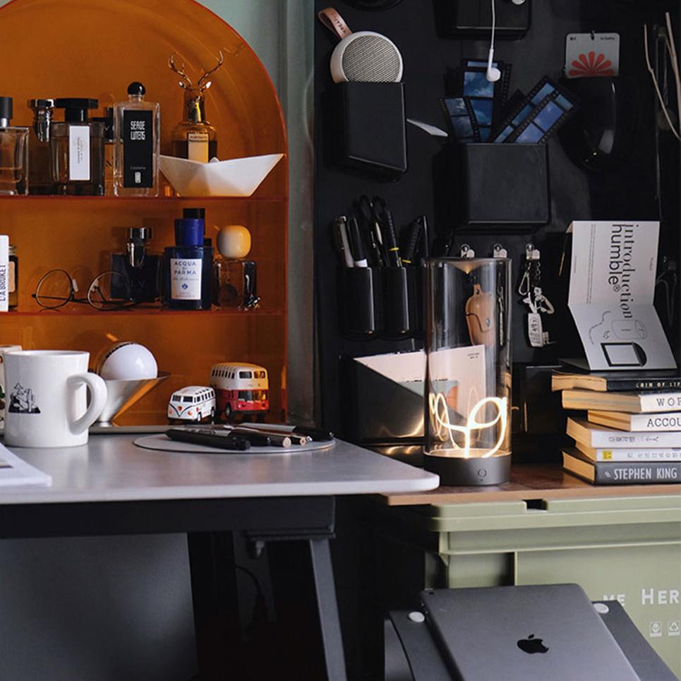 FilaGlow: Futuristic LED Magnetic Filament Lamp with USB-C Rechargeable Design, Stepless Dimming & Touch Control for Ambient Lighting