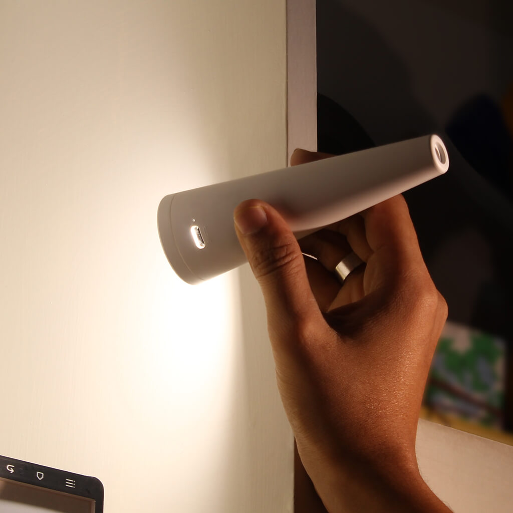 Silly: Flexible Multi-Use LED Lamp with Rechargeable Design, 3 Color Modes & Clip-On Feature for Reading & Desk Use