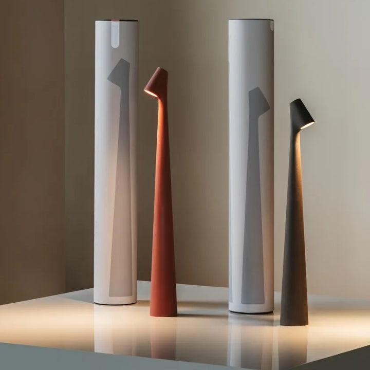 GeekSleek: Minimalist Wireless LED Table Lamp with Touch Control, Stepless Dimming & Rechargeable Design for Home & Office